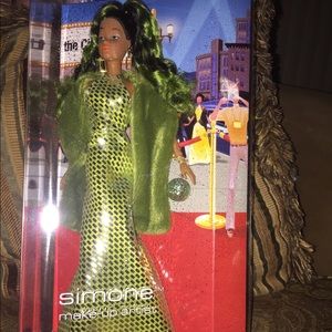 Simone make-up artist doll